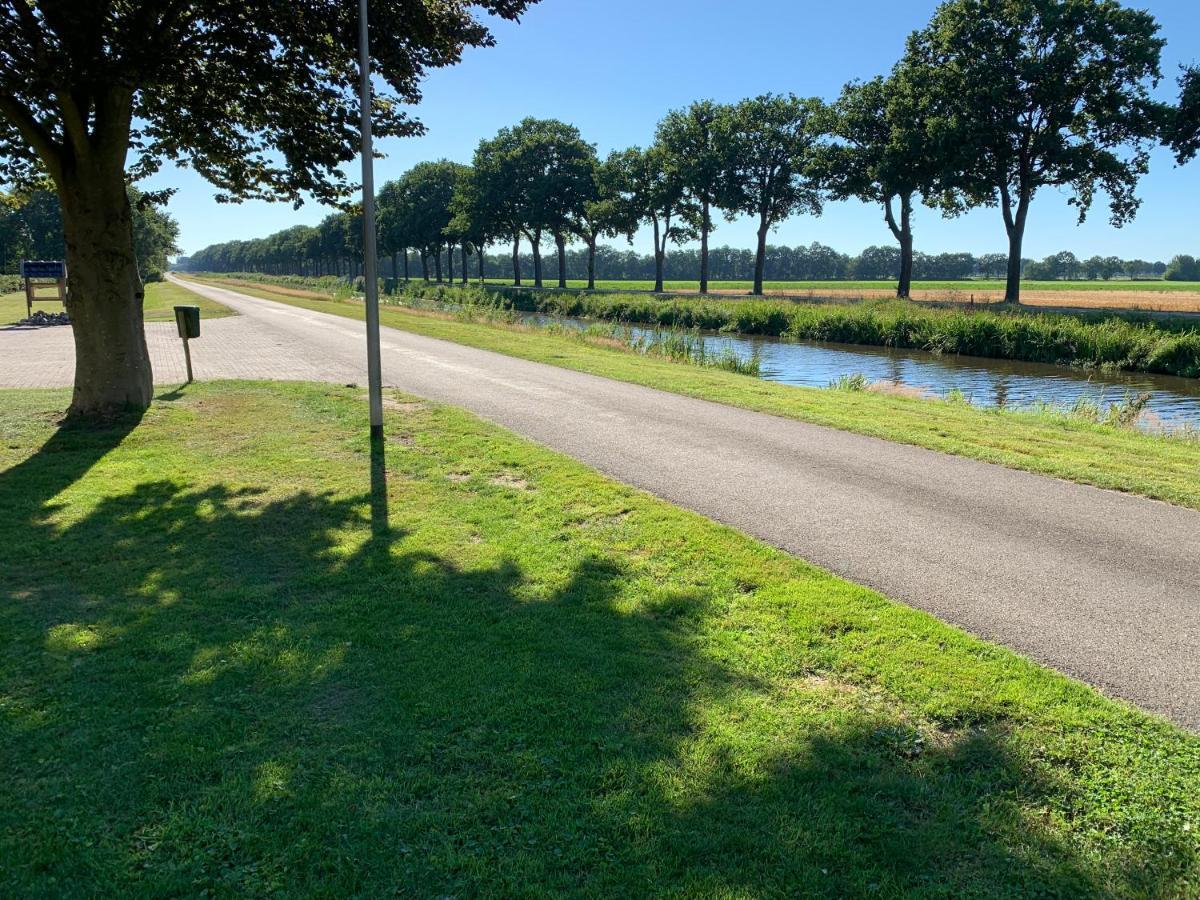 Vakantiehuis De Turfvaart Wachtum Exteriör bild